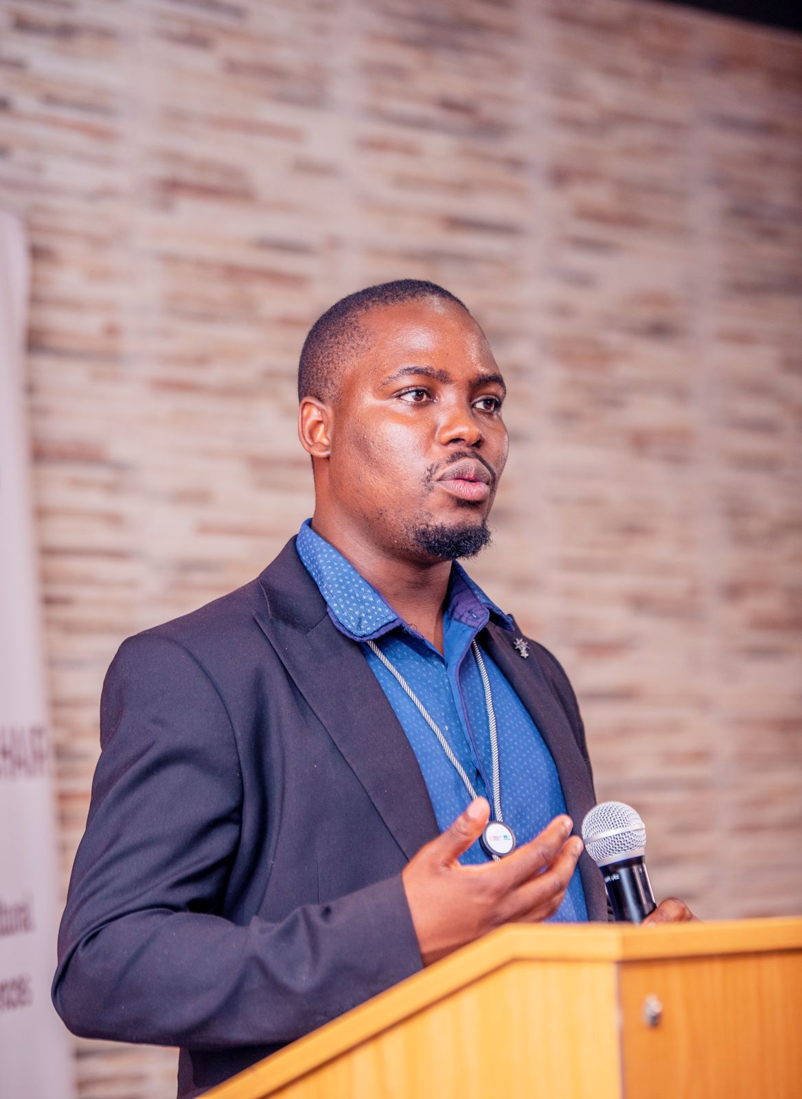 HE Siphilangenkosi Dlamini – President